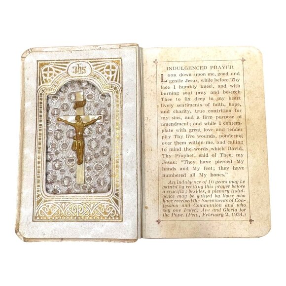 Rare Vintage 1936 Antique Celluloid 1st Communion Prayer Book W/ Crucifix READ - Picture 2 of 9